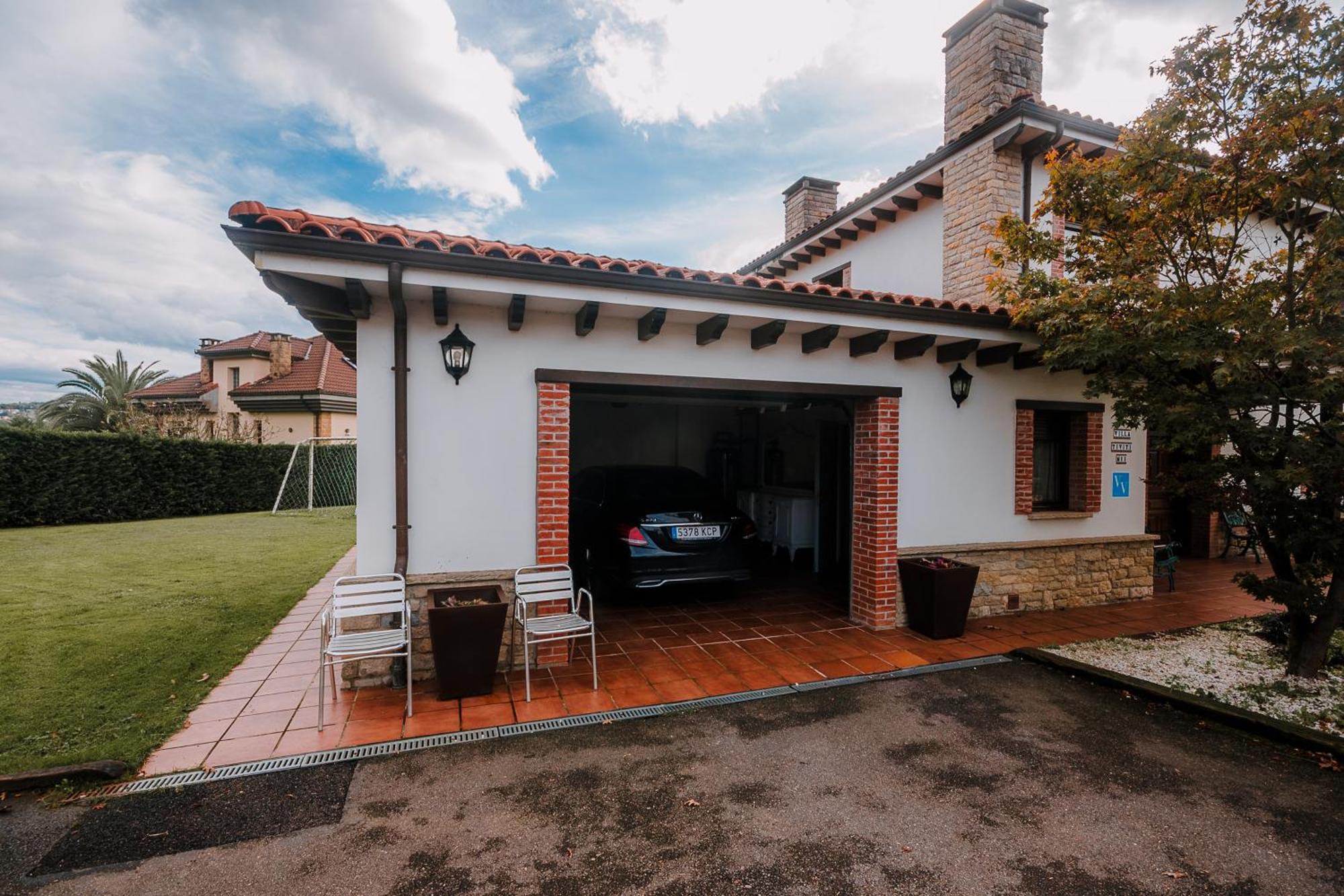Villa Tiviti Oviedo Exteriér fotografie
