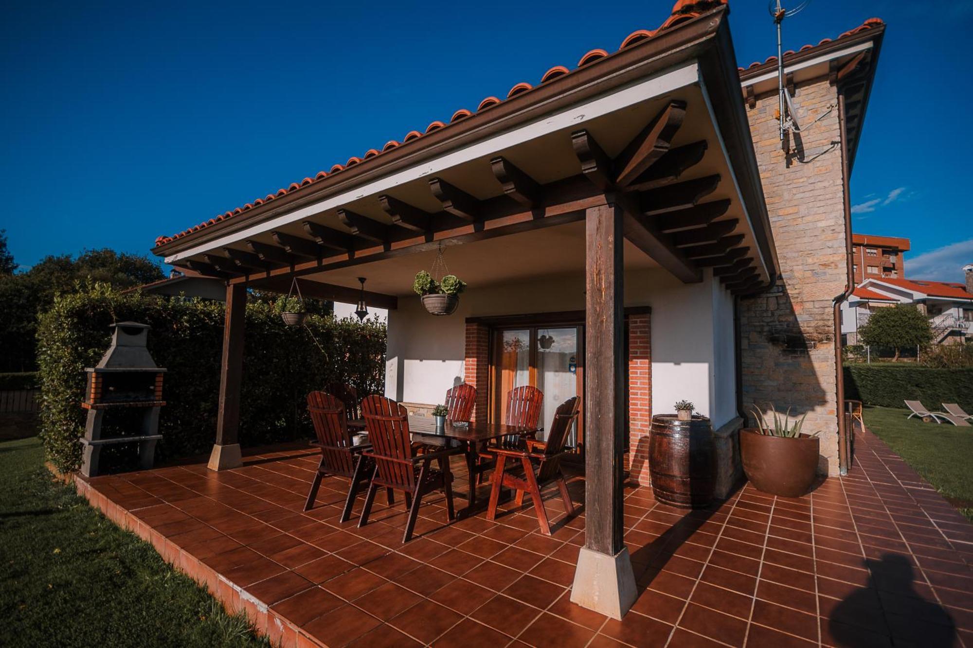 Villa Tiviti Oviedo Exteriér fotografie